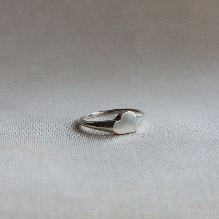 small heart signet ring